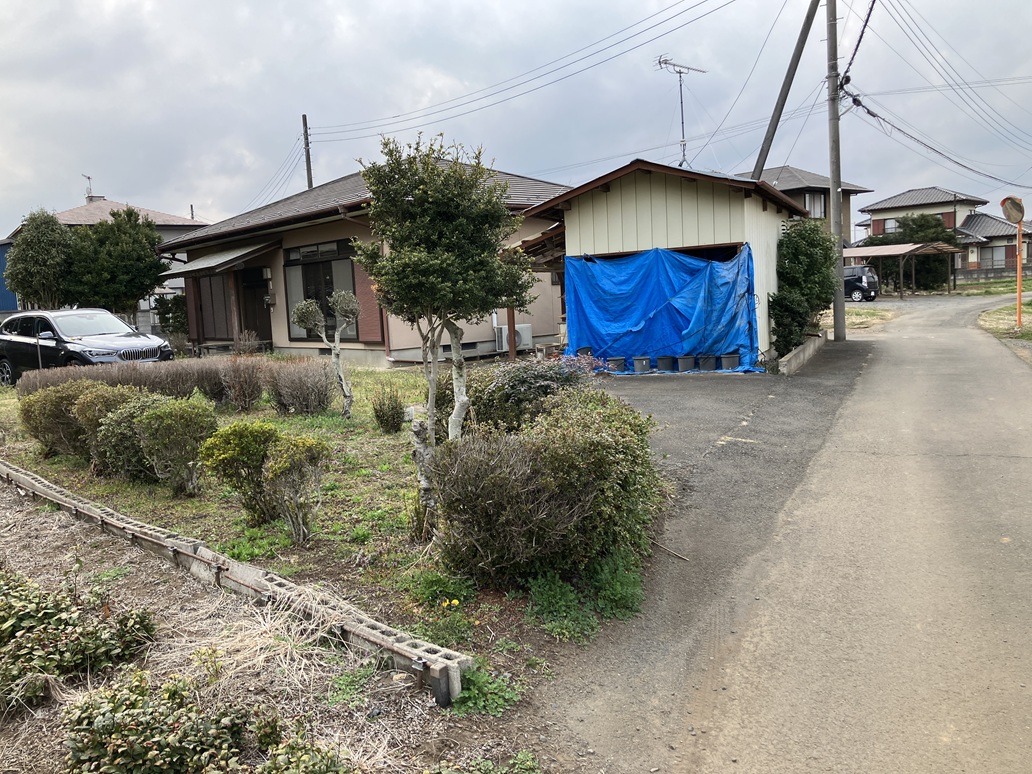 水戸市加倉井町　土地121坪　築30年 24坪の平家を買取