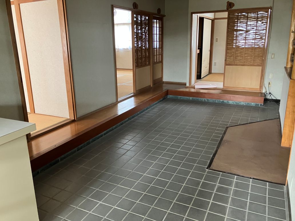 茨城町大字小堤 店舗「和食 藤の木」跡の売却依頼