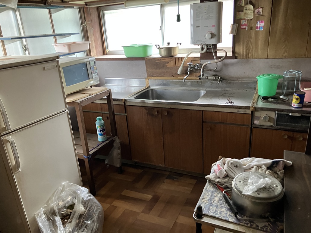 水戸市東赤塚　土地100坪　築古平家21坪　買取