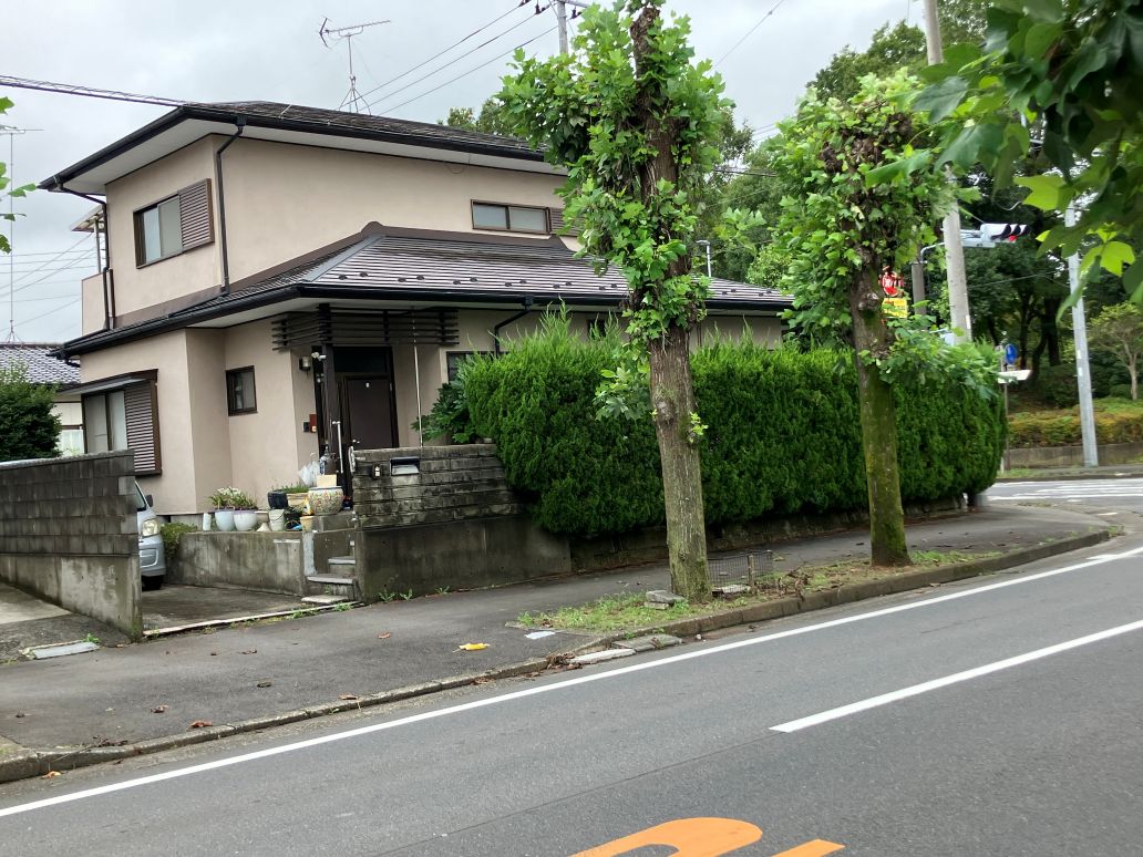 水戸市双葉台4丁目　土地77坪　築47年の建物28坪 　買取