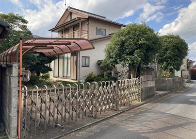 仲介での売却が難しい相続不動産を買取で解決した事例